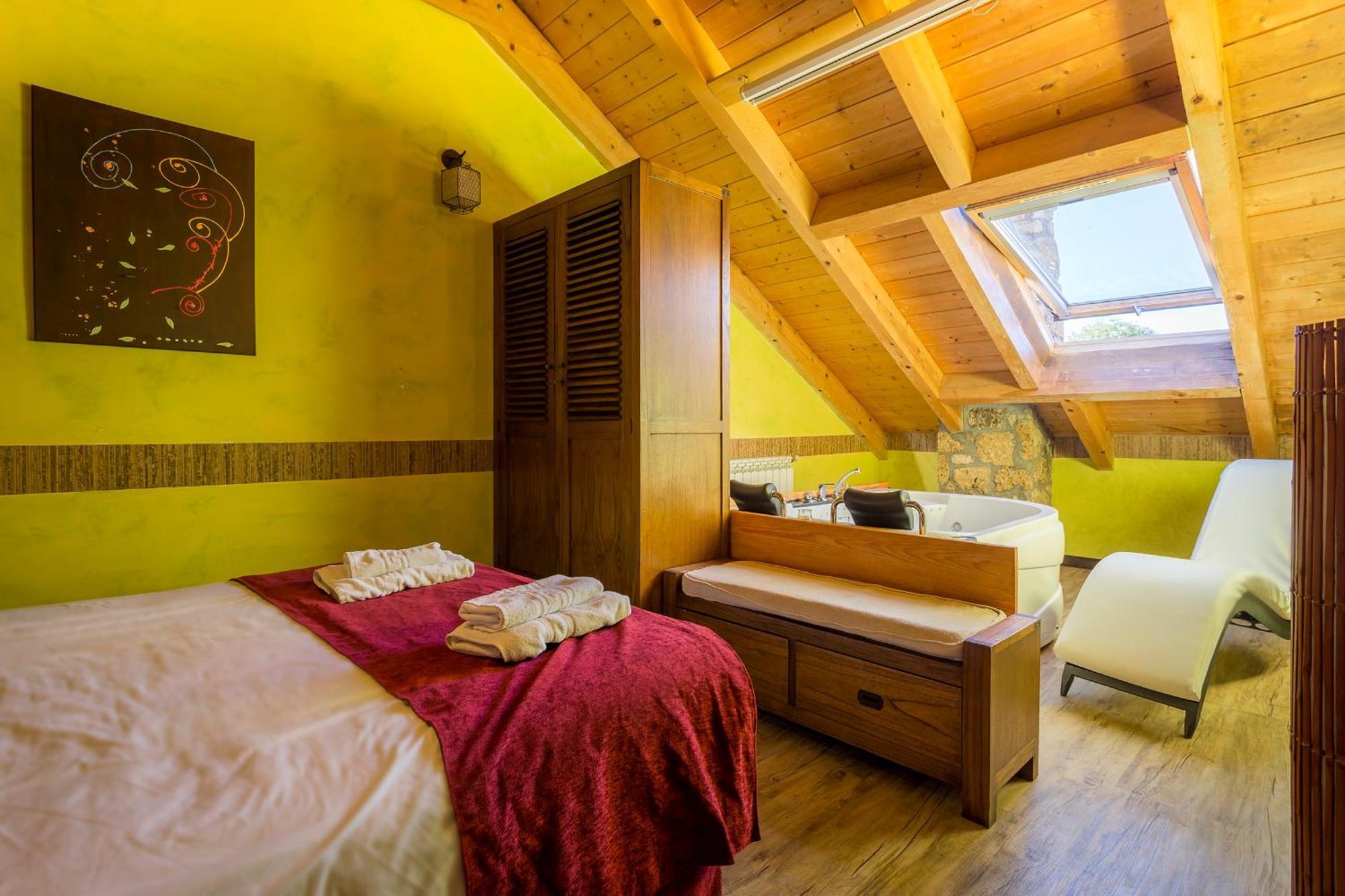 Hotel Balcon Del Pirineo Rural Ordesa Buesa Exteriér fotografie